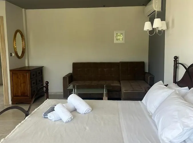 Ris * Néa Péramos